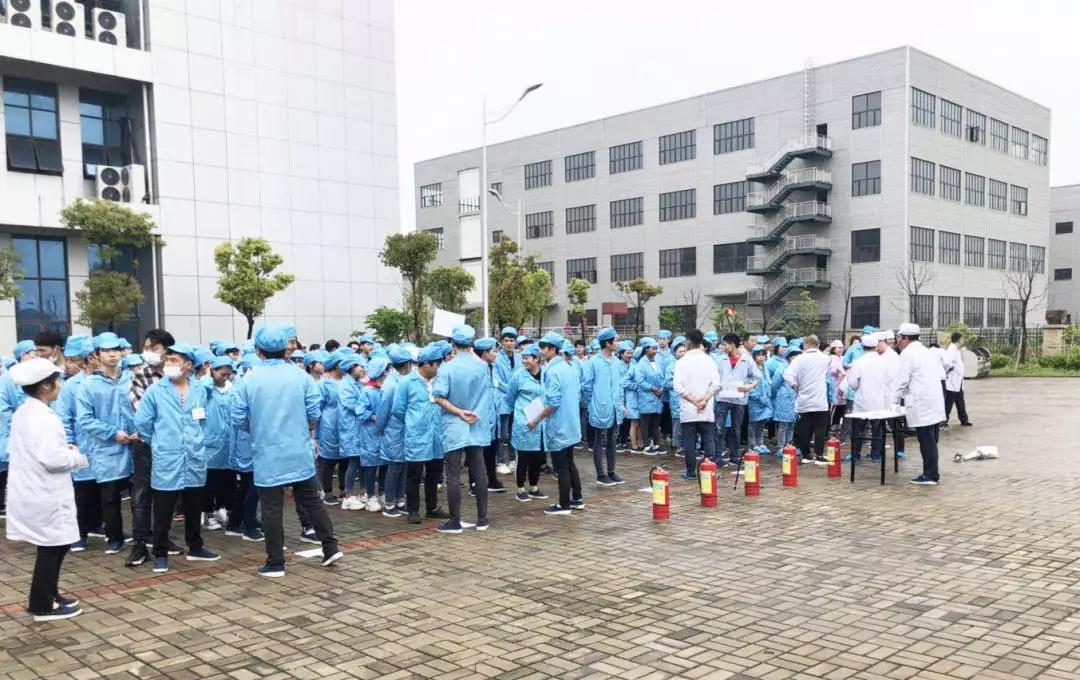 防火演练 防范于未“燃”