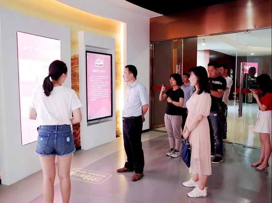 金开集团纪委赴煌上煌集团参观考察