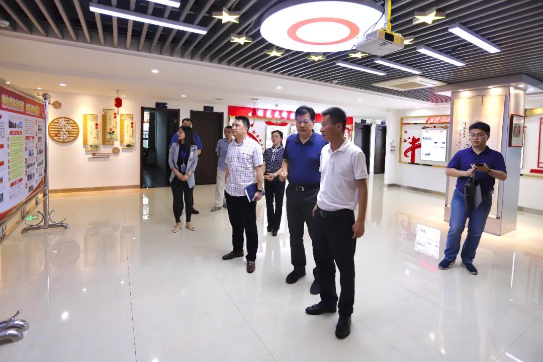 赣江新区税务局深入金开集团开展“转作风优环境”活动