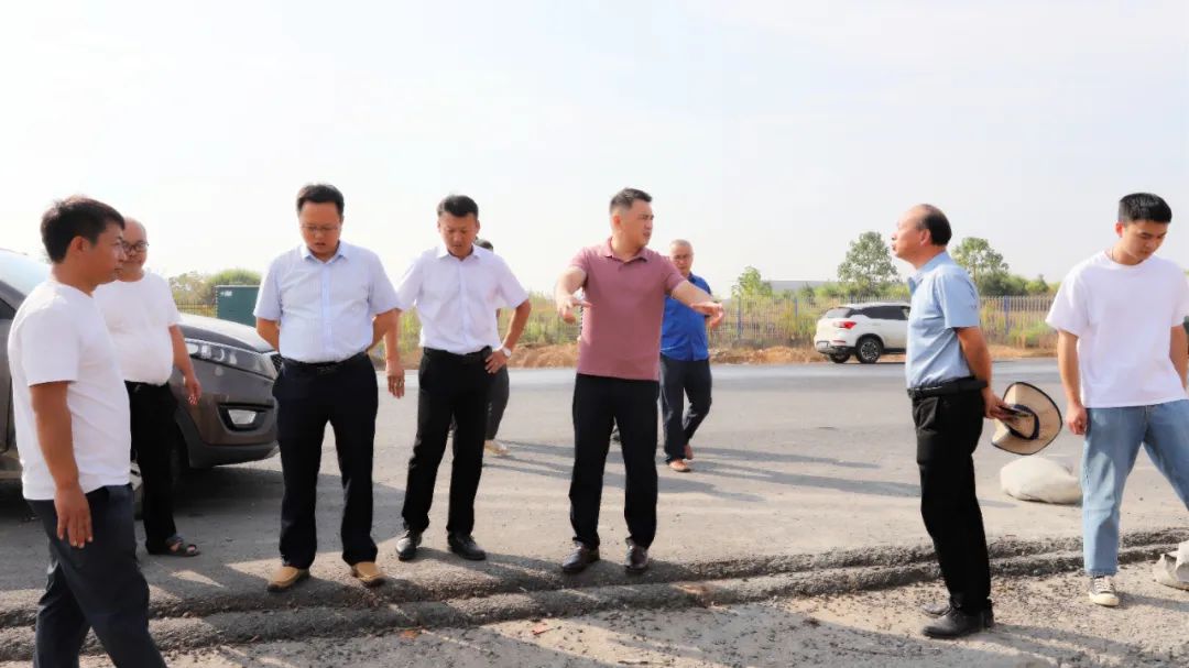 李茶根调研市政道路项目建设情况