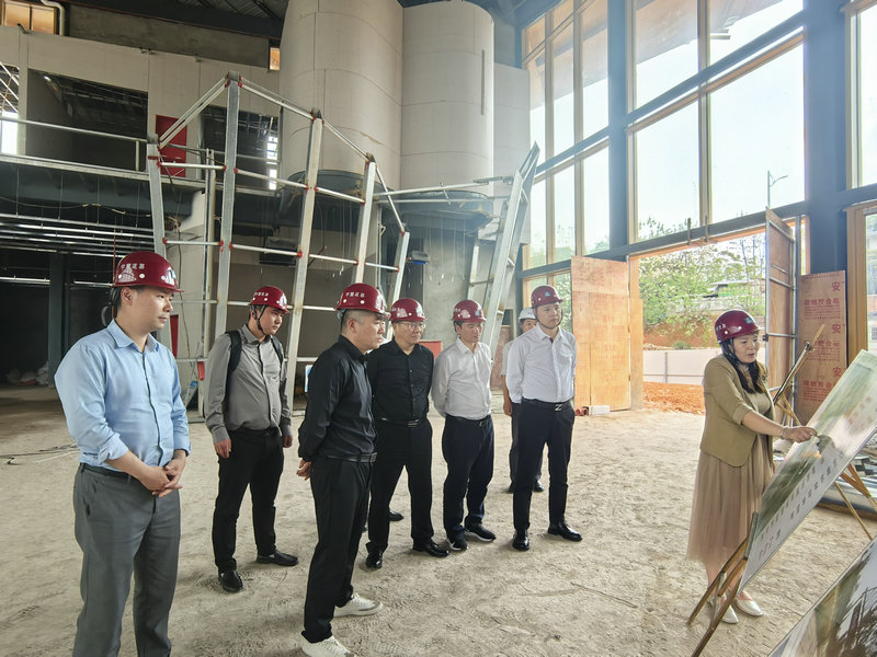 谭建平带队考察赣州蓝城峰韵龙井乡村振兴项目